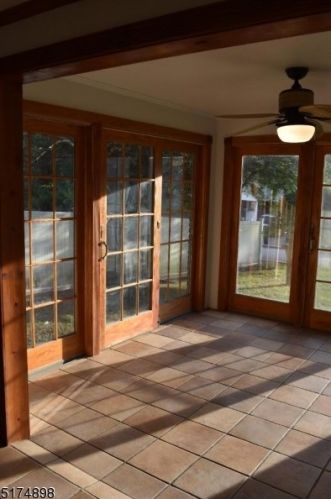 38 Passaic Ave, Paterson NJ 07506-1433 exterior