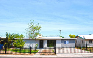 2342 Nancy Ln, Phoenix AZ  85042-4638 exterior