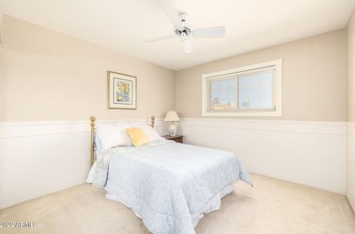 17002 32 Way, Phoenix AZ 85018-3973 exterior