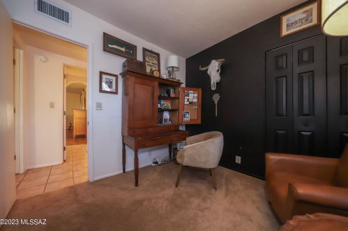 3865 Tanuri Dr, Tucson AZ 85750-1939 exterior