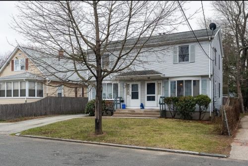 99 Ontario St, Springfield MA  01104-1032 exterior