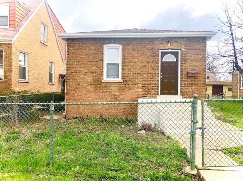 9253 Wentworth Ave, Chicago IL  60620-1425 exterior