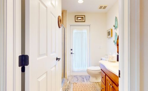 1590 Underwood Ave, Fort Pierce FL  34953-2586 exterior