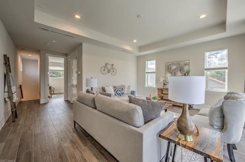 5861 Cypress Holw Way, Naples FL 34109-5915 exterior