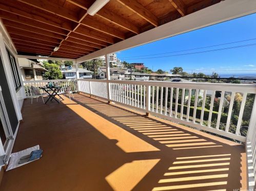 1952 Bertram St, Honolulu HI 96816-2006 exterior