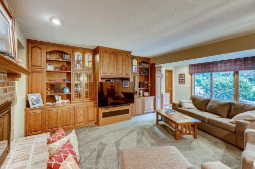 13684 Dunbar Way, Saint Paul MN 55124-5246 exterior