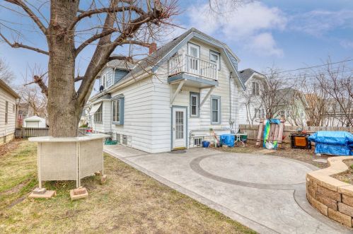 1658 56th St, Milwaukee WI 53214-5255 exterior