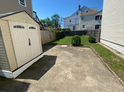 73 Paterson Ave, Paterson NJ 07522-1435 exterior