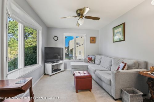 13 Lloyd Ave, West Long Branch NJ 07764-1130 exterior