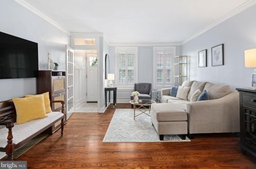 829 Judson St, Philadelphia PA  19130-1921 exterior