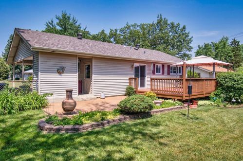 1438 Homecrest Dr, Saint Louis MO 63127-1124 exterior