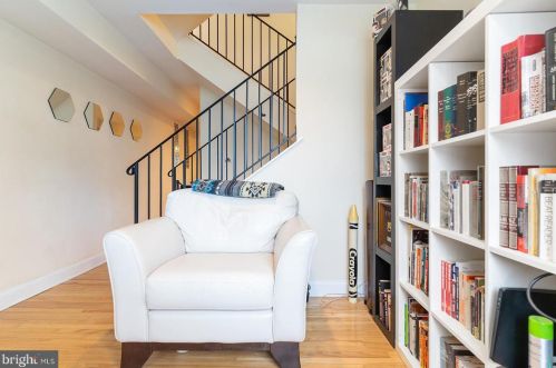 2572 Collins St, Philadelphia PA 19134-3710 exterior