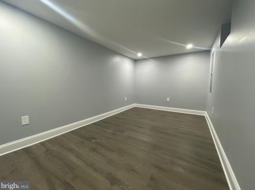 1617 Allengrove St, Philadelphia PA  19124-2729 exterior