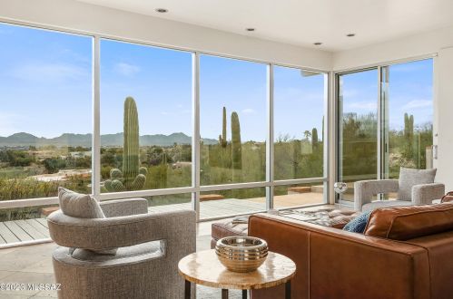 4090 La Cadena, Tucson, AZ 85718-6128