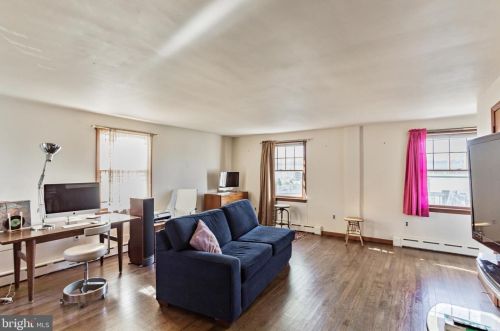 324 Haddon Ave, Camden NJ 08103-3107 exterior