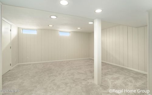 1533 Tamarack Ave, Grand Rapids MI 49504-3040 exterior