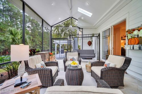 14 Halburton Cir, Bluffton SC 29910-7949 exterior