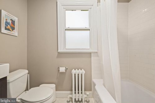 410 Melbourne Ave, Silver Spring MD 20901-2818 exterior