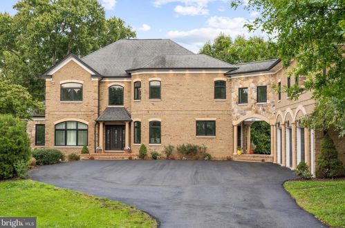 1645 Kirby Rd, Mc Lean VA  22101-3240 exterior