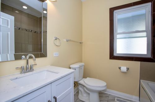 10859 Eggleston Ave, Chicago IL  60628-3221 exterior