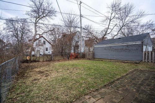 1429 47, Milwaukee WI 53208-2241 exterior