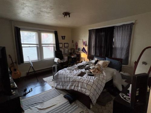 131 Daboll St, Providence RI 02907-2529 exterior