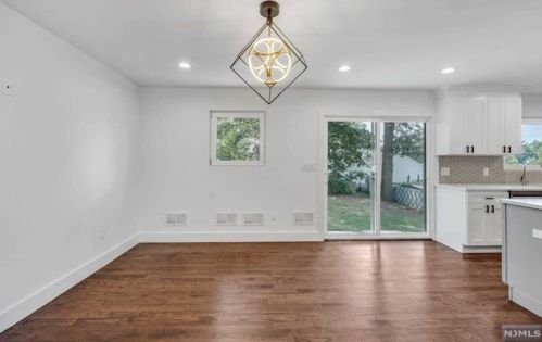 54 Passaic Ave, Hasbrouck Heights NJ 07604-2437 exterior