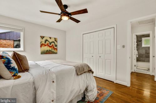 8412 Barron St, Silver Spring MD 20912-7247 exterior