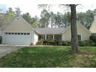 1045 Avalon Dr, Lawrenceville, GA 30044-7124