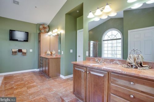 16803 Blue Indigo Ct, Accokeek MD 20607-3484 exterior