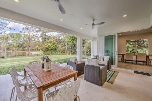 5861 Cypress Holw Way, Naples FL 34109-5915 exterior