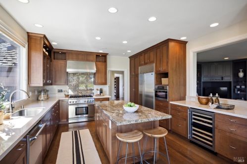 332 Panoramic Hwy, Mill Valley CA 94941-5087 exterior