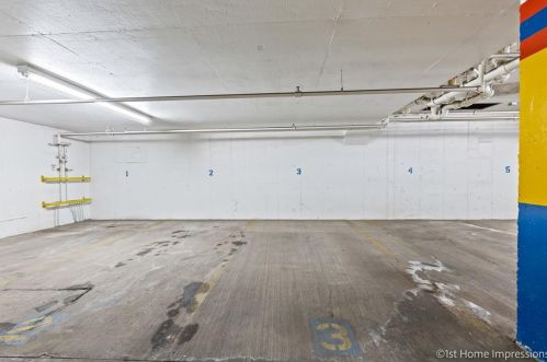 3450 Halsted St, Chicago IL  60657-2424 exterior