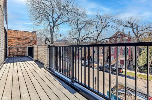 1715 Morgan St, Chicago IL 60608 exterior