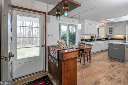 41 Manning Ln, Trenton NJ  08648-1018 exterior