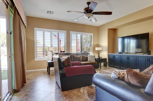 44008 50 Ln, Phoenix AZ 85035-2017 exterior