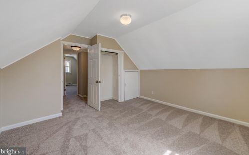 3 Scarsdale Ave, Trenton NJ  08618-1921 exterior