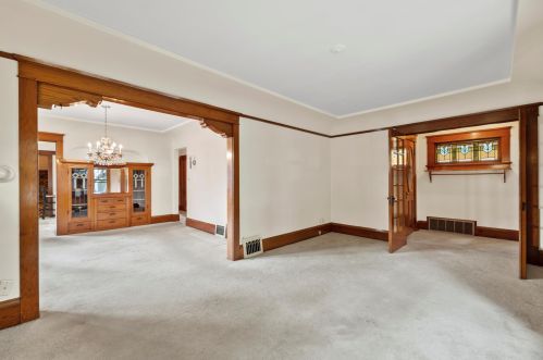 2015 59, Milwaukee WI 53219-1547 exterior