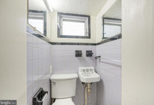 1904 22nd St, Philadelphia PA 19121-2112 exterior