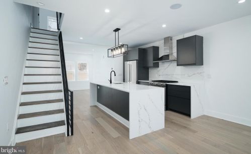 1712 Catharine St, Philadelphia PA  19146-1924 exterior