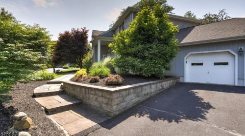 11 Sylvan Way, Morristown, NJ 07960-4618