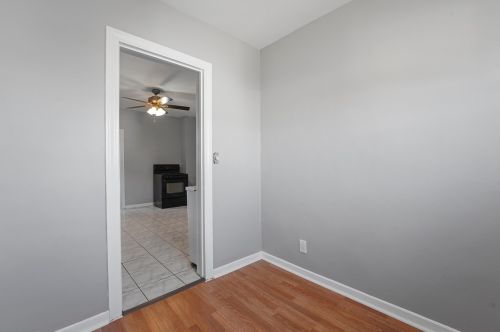 5638 Tripp Ave, Chicago IL 60629-4844 exterior