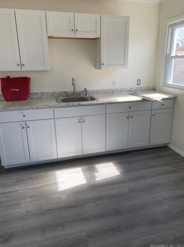 178 Clifton St, Wallingford CT  06492-4406 exterior