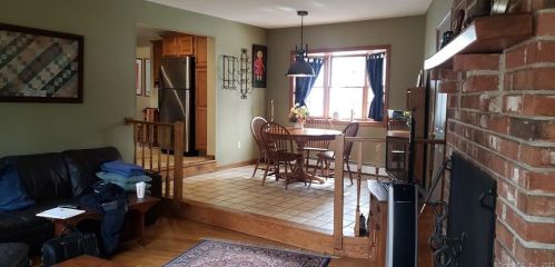 17 Stonehill Dr, Deep River CT 06419-1144 exterior