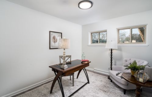 229 Bergen Dr, Milwaukee WI  53217-2308 exterior