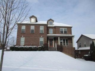 3341 Malone Dr, Lexington, KY 40513-1208