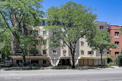 1060 Hollywood Ave, Chicago IL  60660-4506 exterior