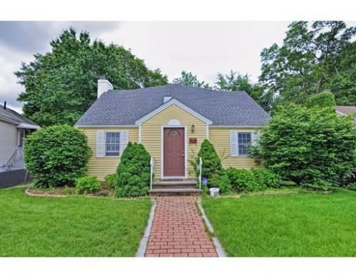 100 Charlemont St, Newton, MA 02461-1910