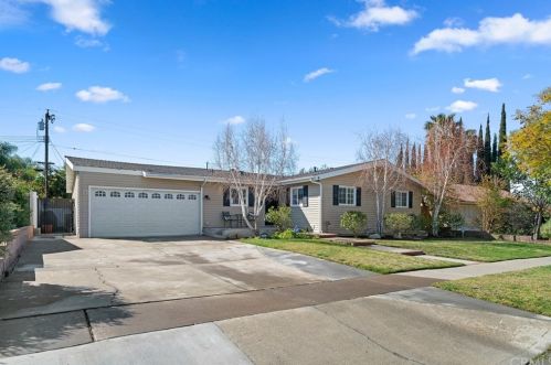 1450 Ponderosa Ave, Fullerton, CA 92835-2037