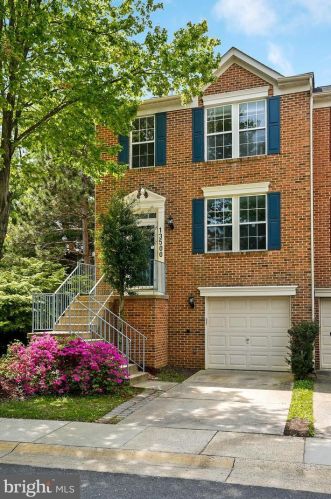 13500 Hayworth Dr, Rockville, MD 20854-6395